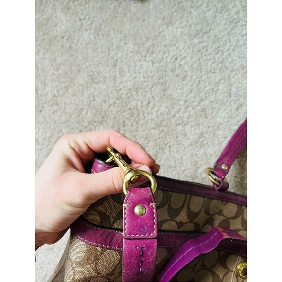 COACH LEATHER CARRYALL IN SIGNATURE CANVAS KHAKI LILAC  LEATHER TOTE BAG - Picture 15 of 16